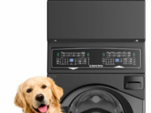 Speed Queen SF7008BG 27" Stacked Laundry Center with 3.4 cu. Ft. Washer and 7 cu. Ft. Gas Dryer - Black